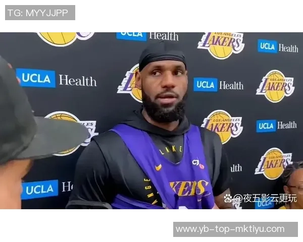 詹姆斯回应判罚争议称对比赛节奏无影响引发热议